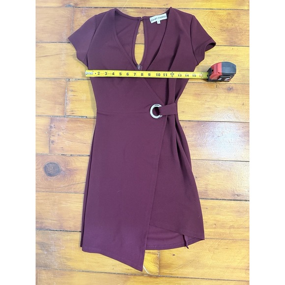 Almost Famous Women's Medium Mini Burgundy Wrap A-Symmetrical Dress - Picture 7 of 9